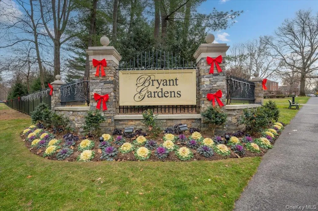 13 Bryant Crescent White Plains NY 10604