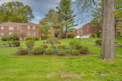 13 Bryant Crescent White Plains NY 10604