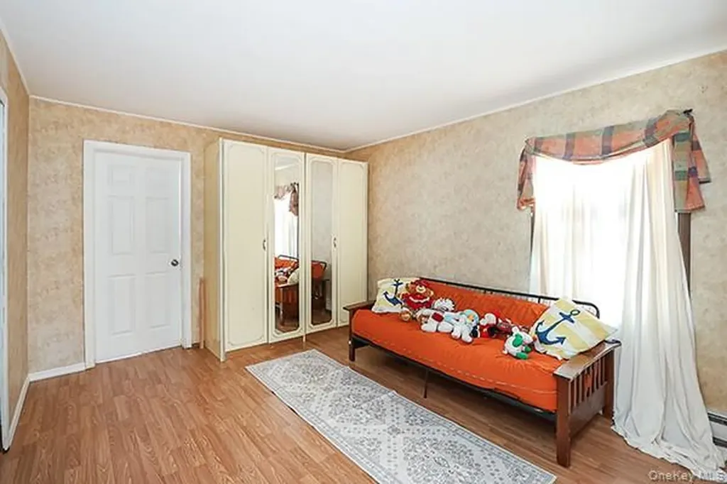12 E Millpage Drive Bethpage NY 11714