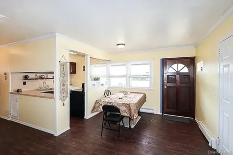 12 E Millpage Drive Bethpage NY 11714