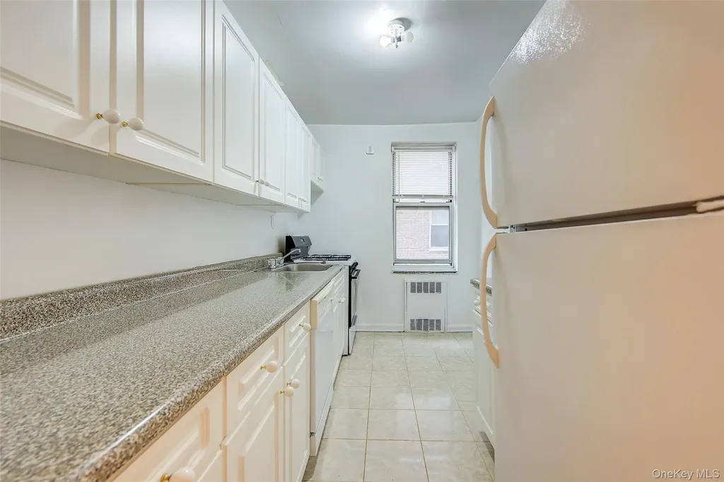67-12 Yellowstone Boulevard Forest Hills NY 11375