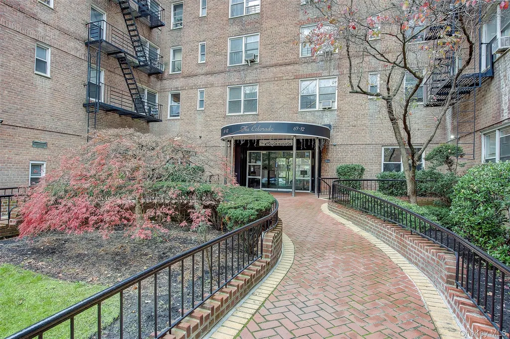 67-12 Yellowstone Boulevard Forest Hills NY 11375