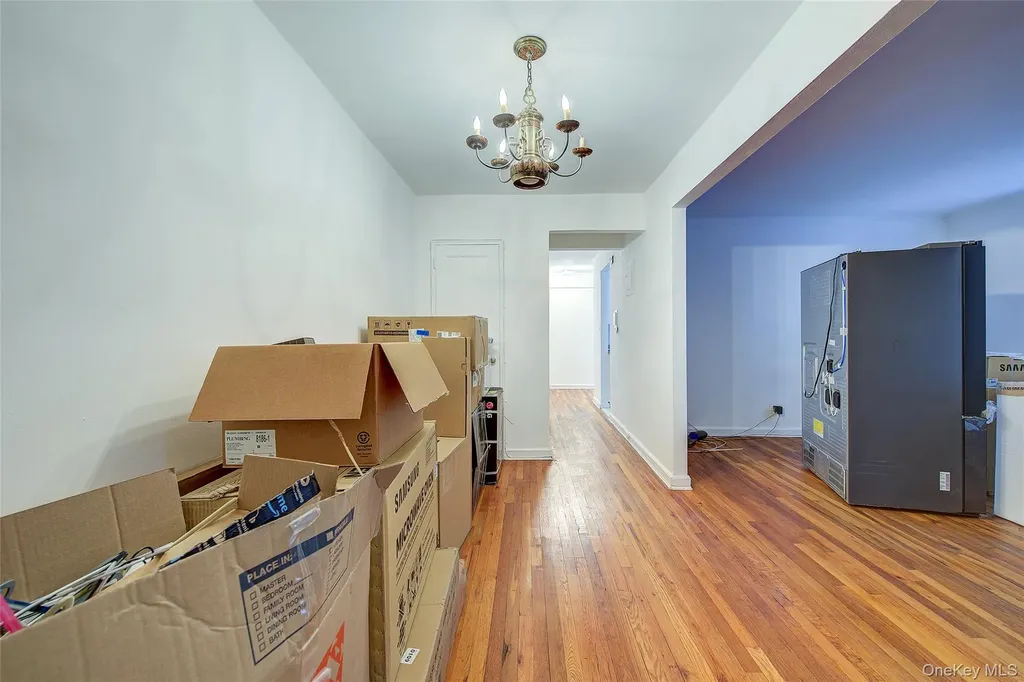 67-12 Yellowstone Boulevard Forest Hills NY 11375