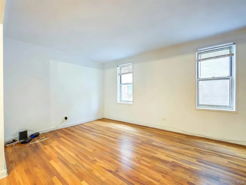 67-12 Yellowstone Boulevard Forest Hills NY 11375