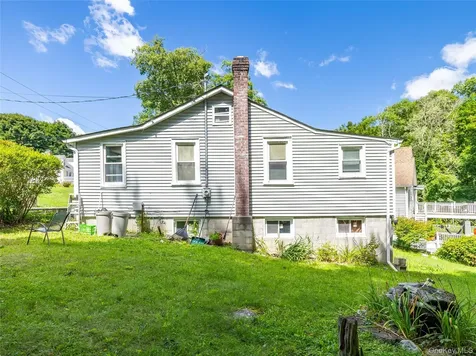 28 Brewster Drive Carmel NY 10512