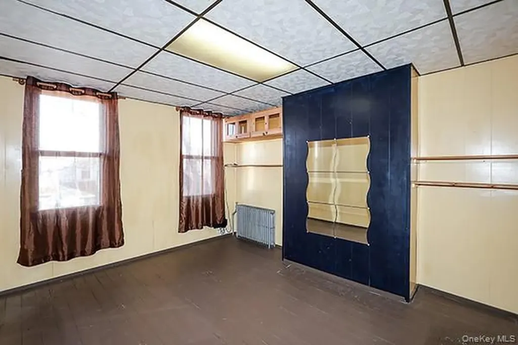 60-64 54th Place Maspeth NY 11378