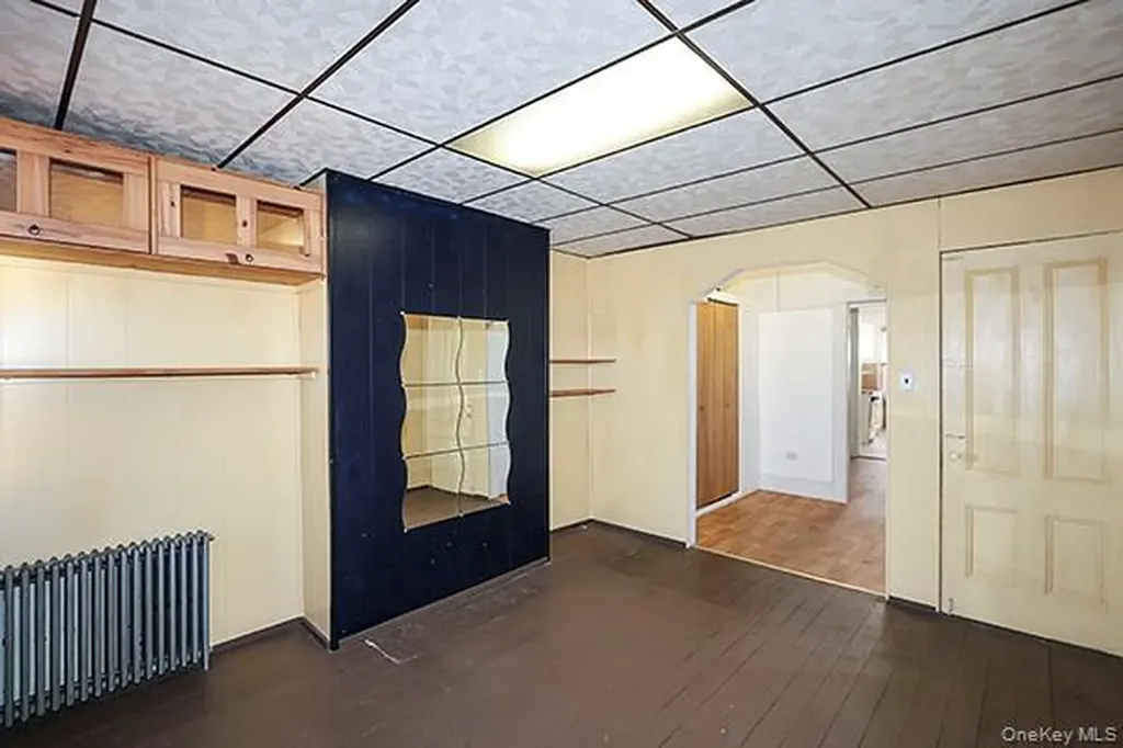 60-64 54th Place Maspeth NY 11378