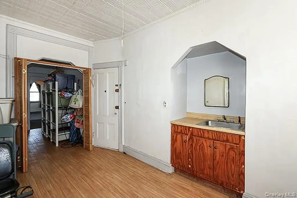 60-64 54th Place Maspeth NY 11378
