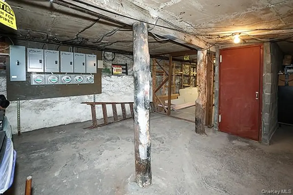 60-64 54th Place Maspeth NY 11378