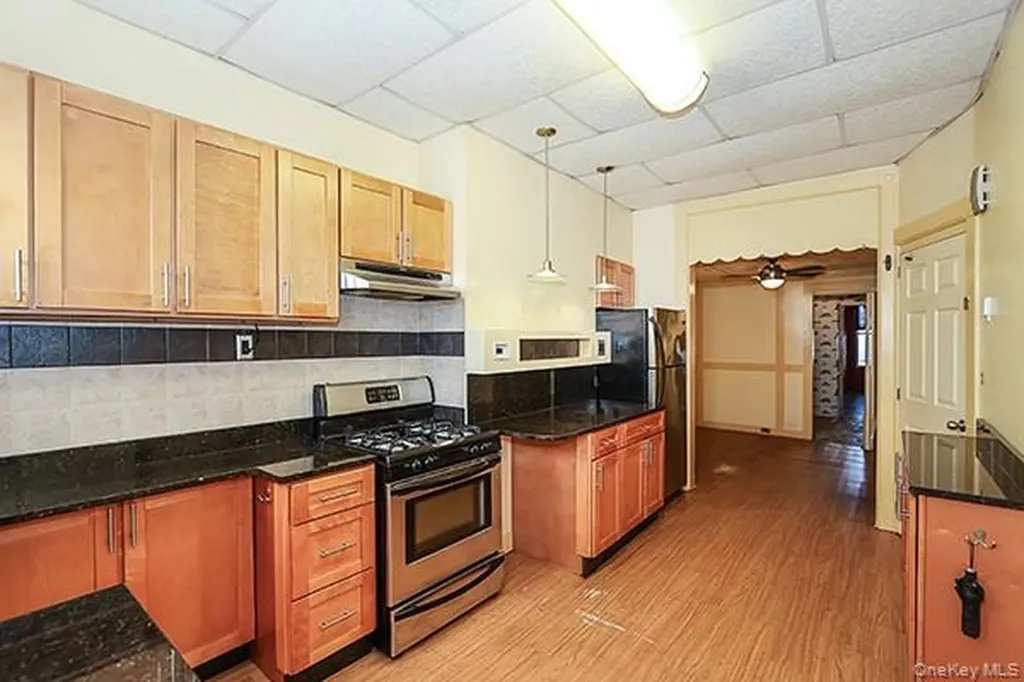 60-64 54th Place Maspeth NY 11378