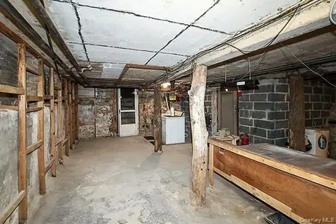 60-64 54th Place Maspeth NY 11378