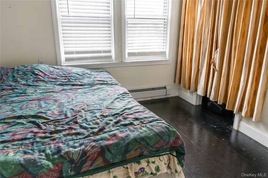 38 Lehrer Avenue Elmont NY 11003