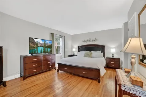 23 Fieldstone Drive Hartsdale NY 10530