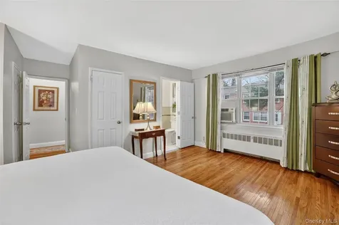 23 Fieldstone Drive Hartsdale NY 10530