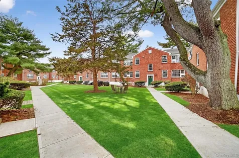 23 Fieldstone Drive Hartsdale NY 10530