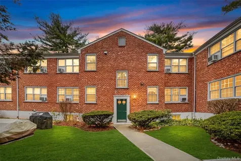 23 Fieldstone Drive Hartsdale NY 10530
