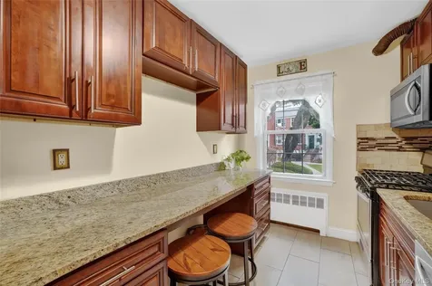 23 Fieldstone Drive Hartsdale NY 10530