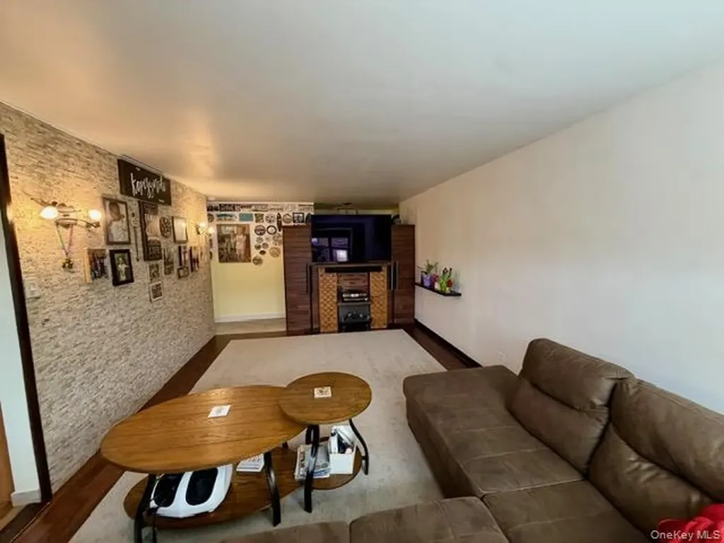 8610 151st Avenue Howard Beach NY 11414