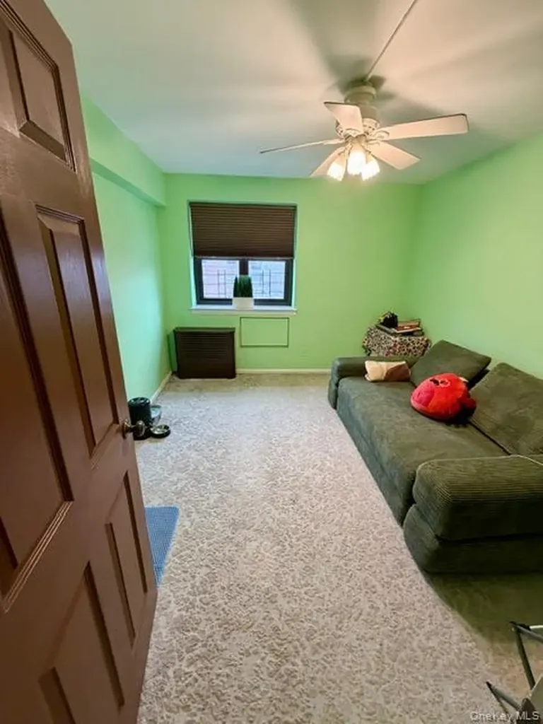 8610 151st Avenue Howard Beach NY 11414