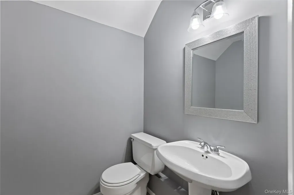 99 Lester Drive Tappan NY 10983