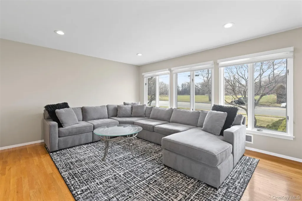 99 Lester Drive Tappan NY 10983