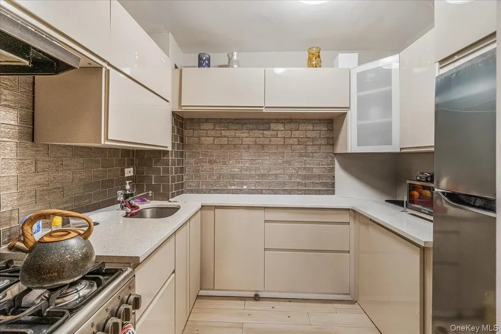 735 Avenue W Brooklyn NY 11223