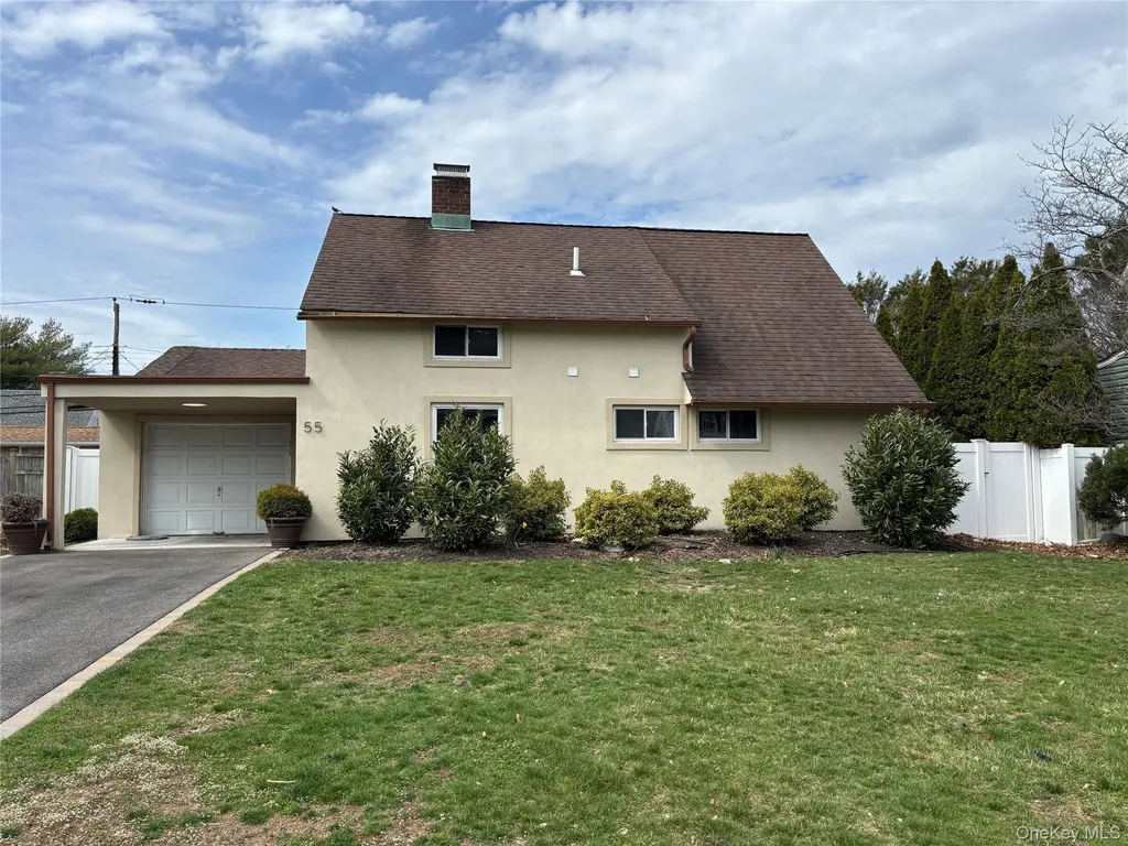 55 Acre Lane Hicksville NY 11801