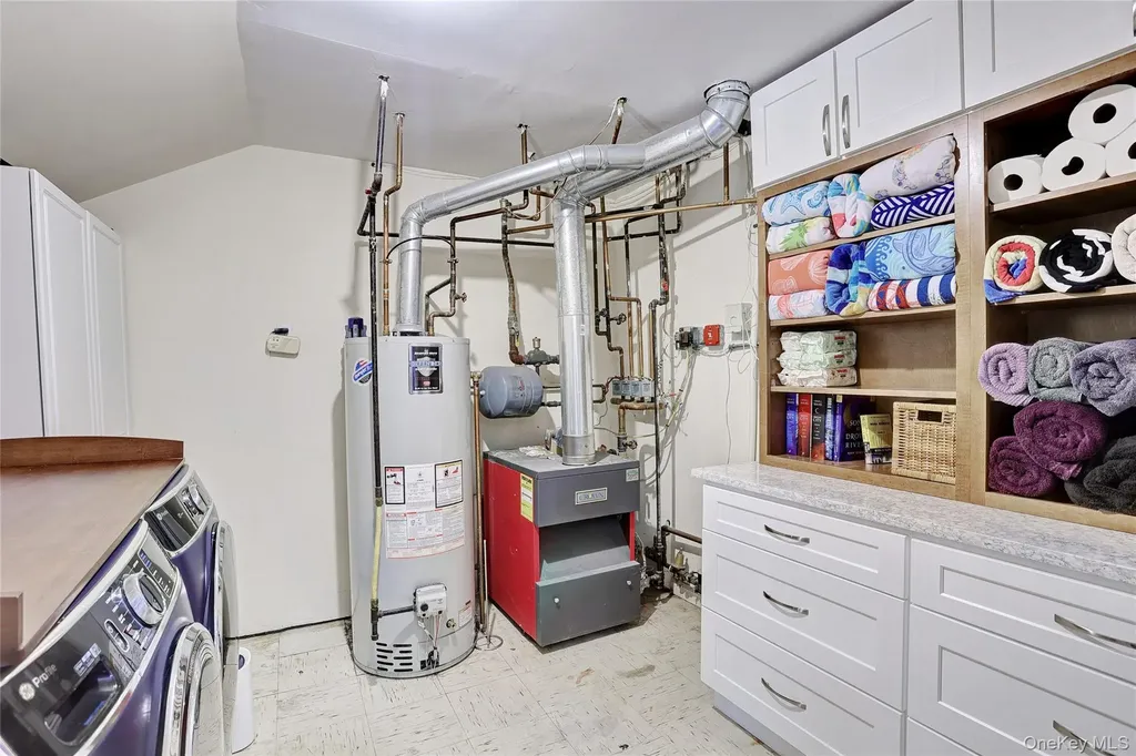 42 Cragmere Road Airmont NY 10901