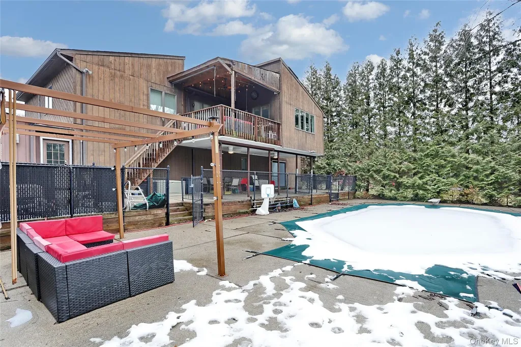 42 Cragmere Road Airmont NY 10901