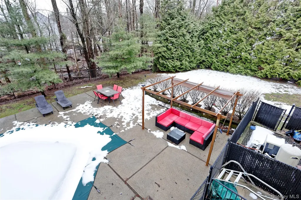 42 Cragmere Road Airmont NY 10901
