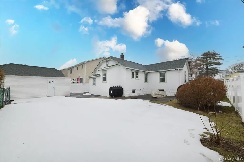 2016 Abbot Avenue Merrick NY 11566