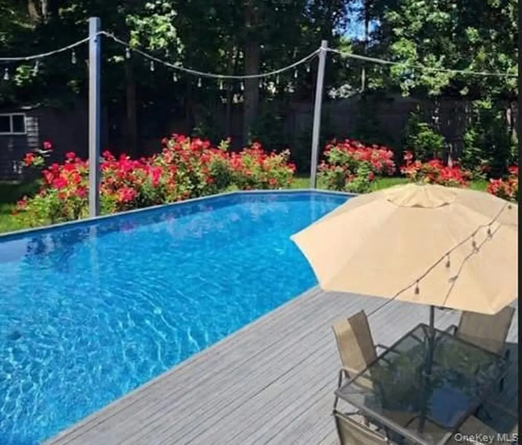 25 Cliff Road W Wading River NY 11792