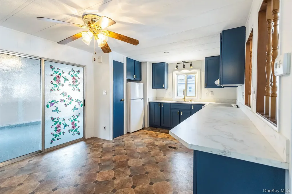 525 Riverleigh Avenue Riverhead NY 11901