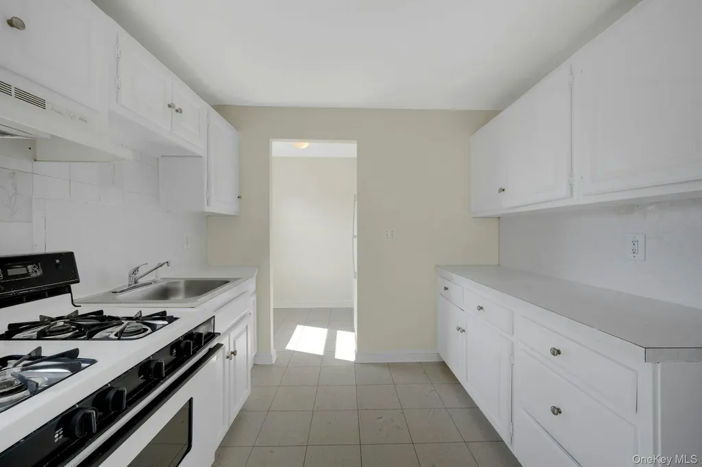 56 Stephenson Boulevard New Rochelle NY 10801