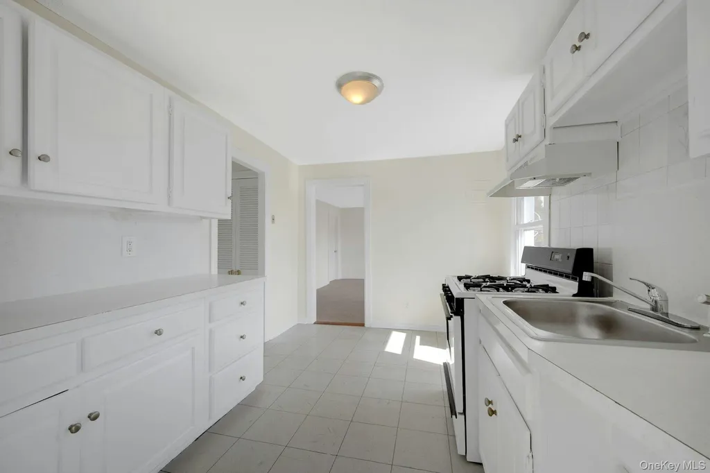 56 Stephenson Boulevard New Rochelle NY 10801