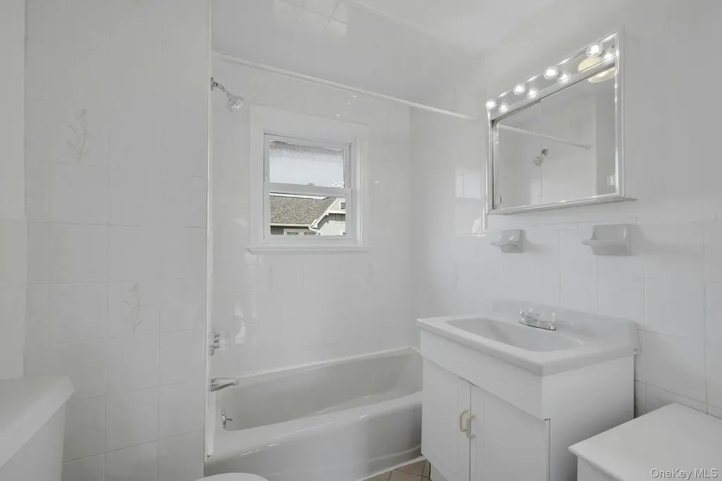 56 Stephenson Boulevard New Rochelle NY 10801