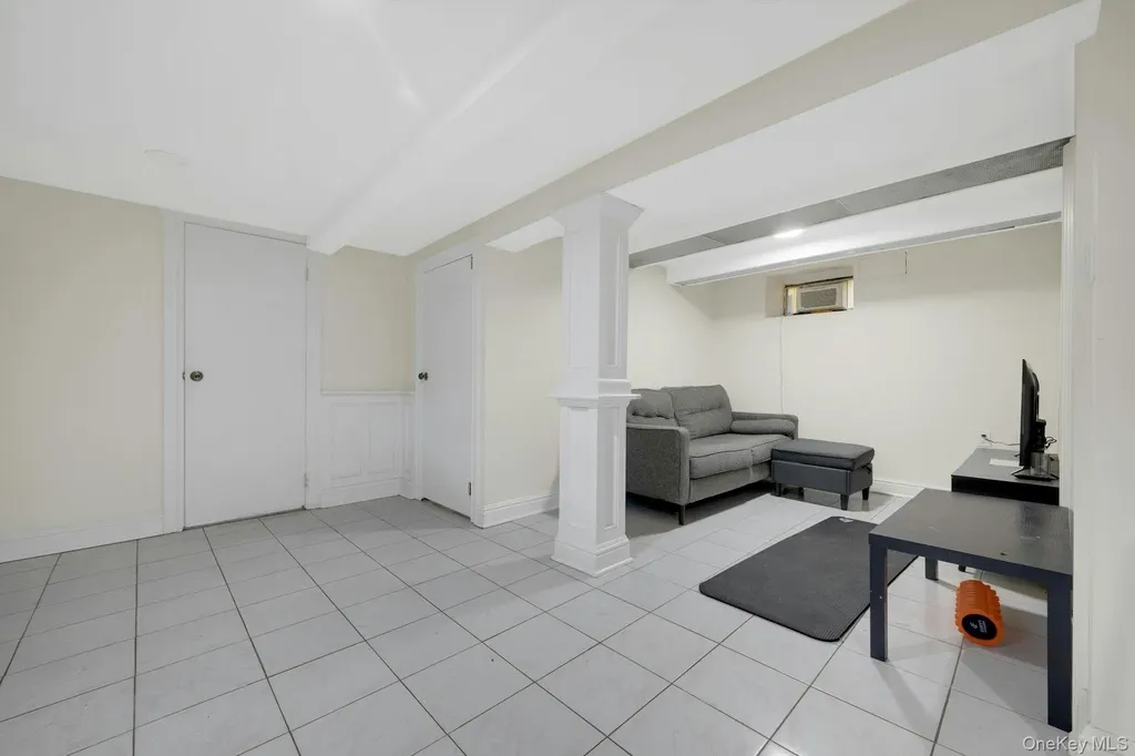 56 Stephenson Boulevard New Rochelle NY 10801
