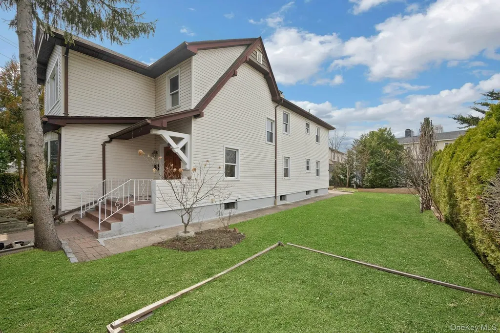 56 Stephenson Boulevard New Rochelle NY 10801
