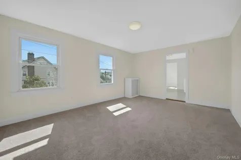 56 Stephenson Boulevard New Rochelle NY 10801