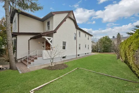 56 Stephenson Boulevard New Rochelle NY 10801