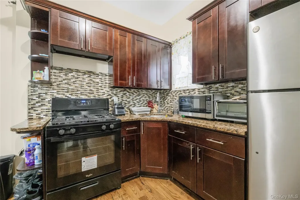 621 Faile Street Bronx NY 10474