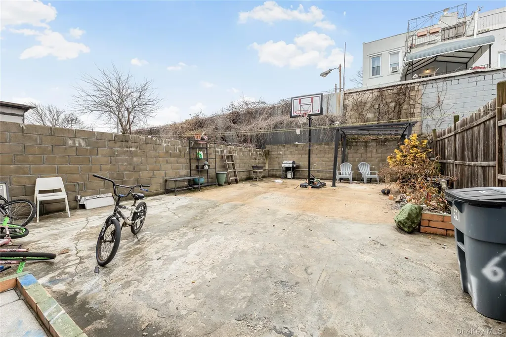 621 Faile Street Bronx NY 10474