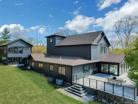 20 Old Stone Road Valley Cottage NY 10989