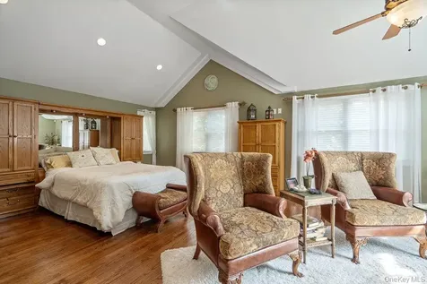 9 Defeo Court Deer Park NY 11729