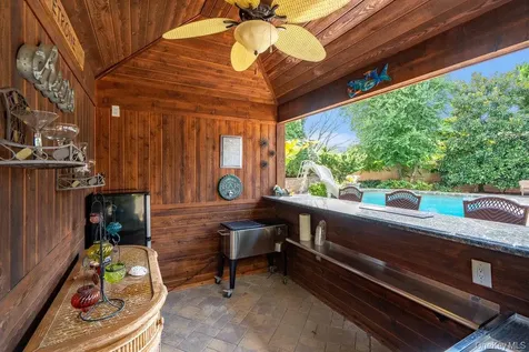 9 Defeo Court Deer Park NY 11729