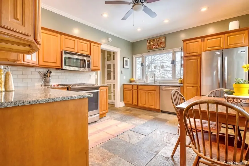 171 Hooker Avenue Poughkeepsie NY 12603