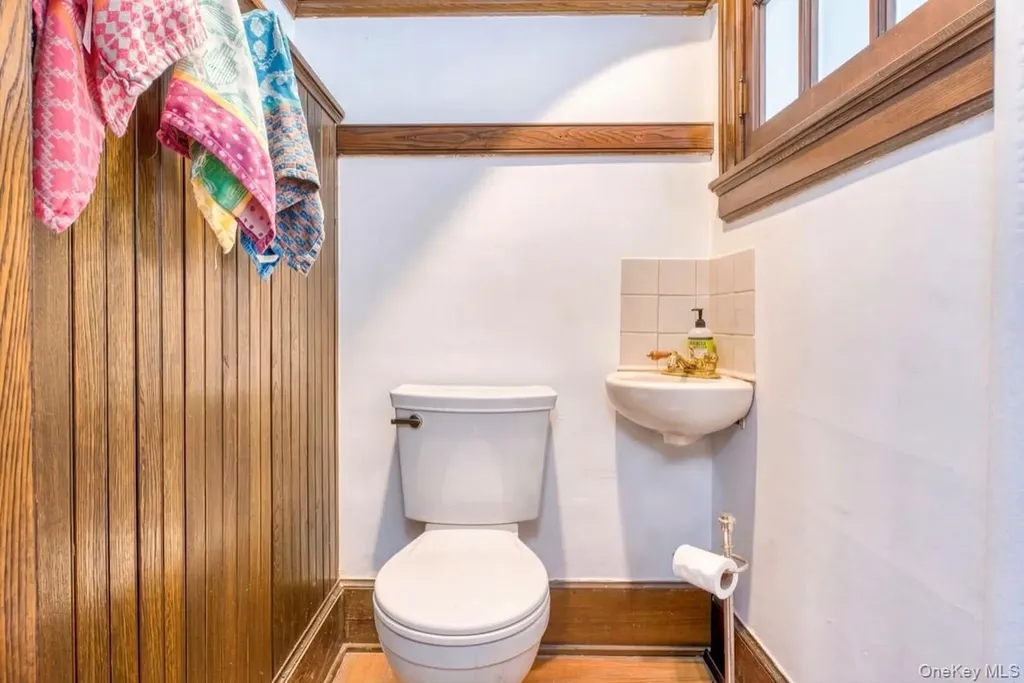 171 Hooker Avenue Poughkeepsie NY 12603