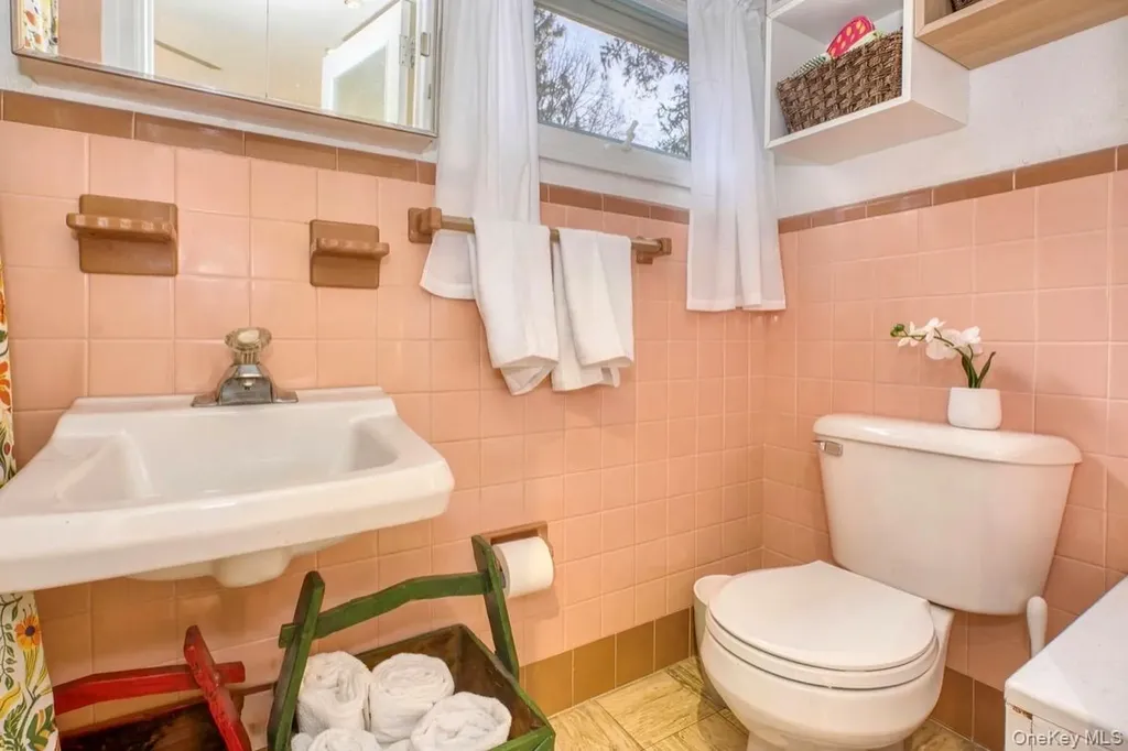 171 Hooker Avenue Poughkeepsie NY 12603