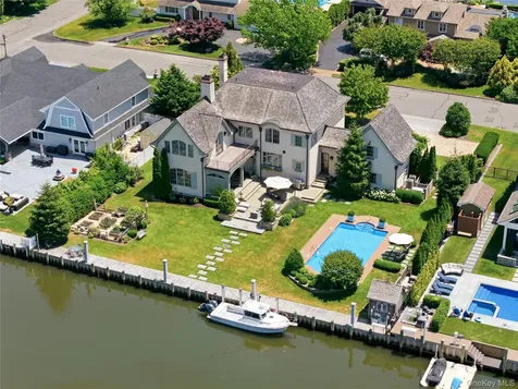 7 Sexton Drive West Islip NY 11795