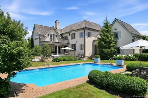 7 Sexton Drive West Islip NY 11795